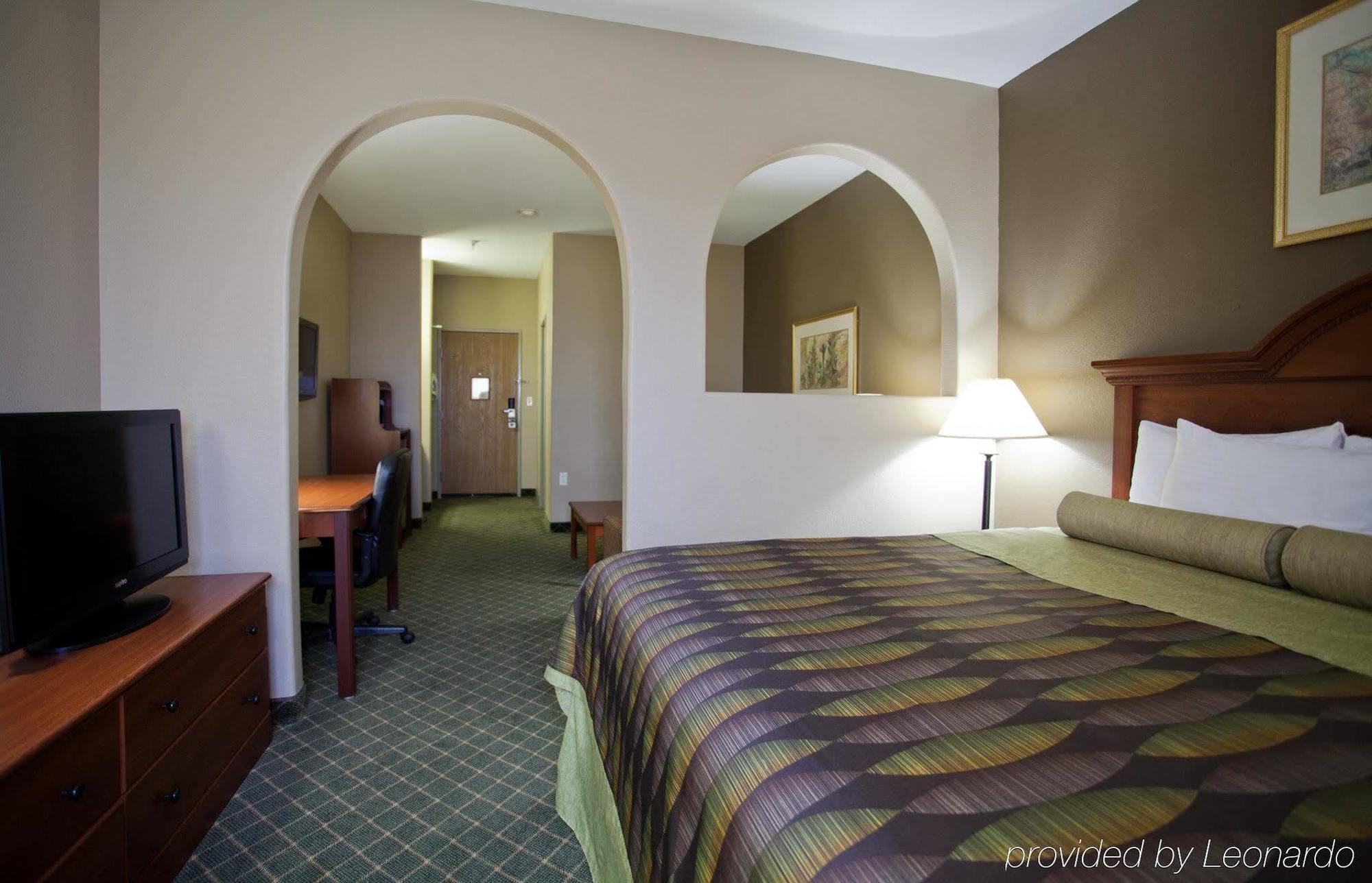 Best Western Plus Tulsa Inn & Suites Buitenkant foto